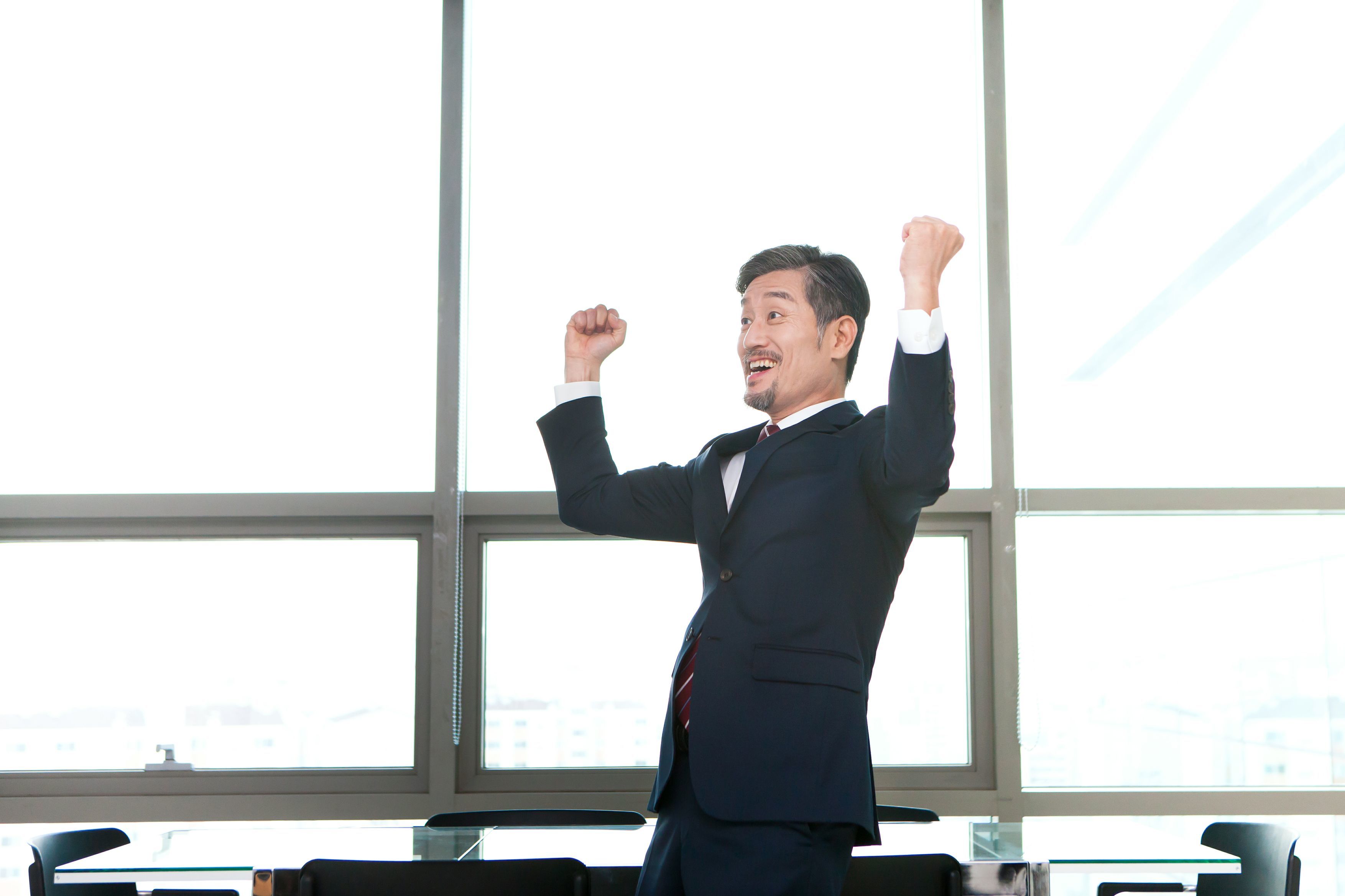 最近几年应该如何家庭理财,我有50万闲钱该怎么投资理财赚钱