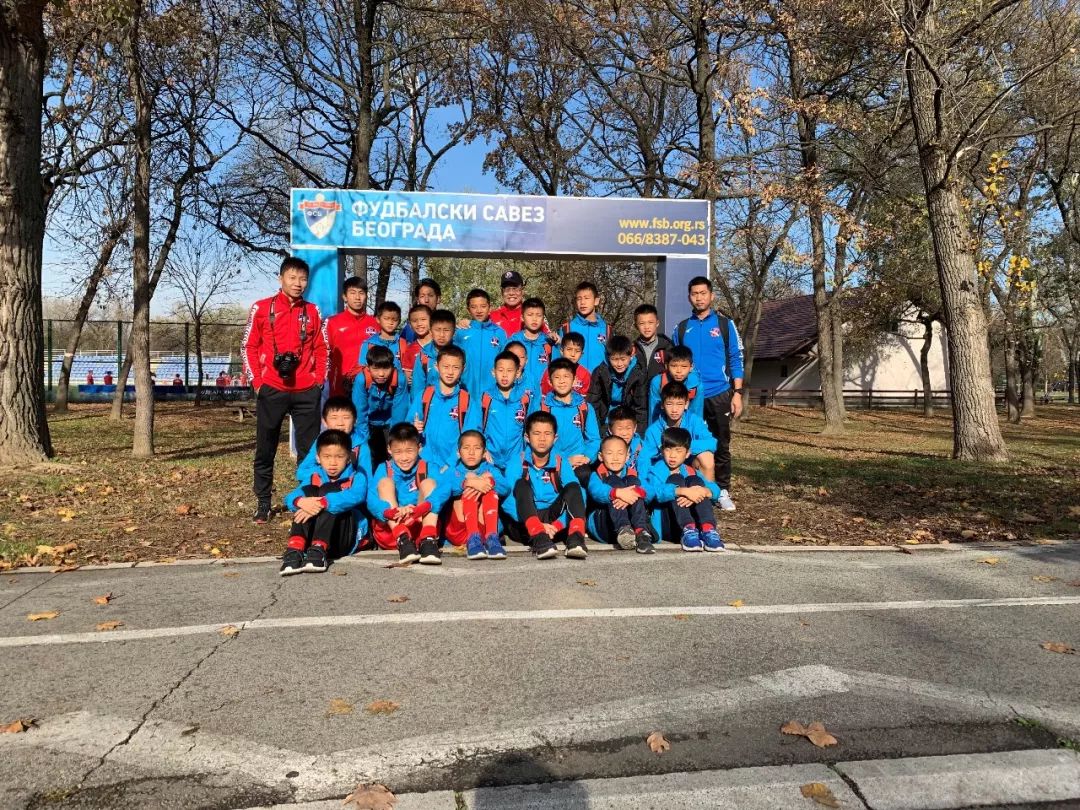 梅州客家队踢亚冠,梅州客家出征视频