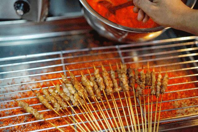 开了20年的冒菜,贵阳最正宗的老贵阳烤肉