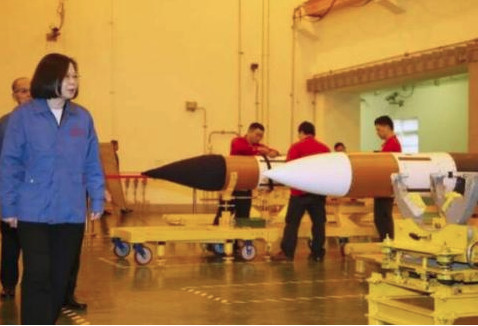 敏感时刻蹭热点，蔡当局竟曝光中程导弹量产