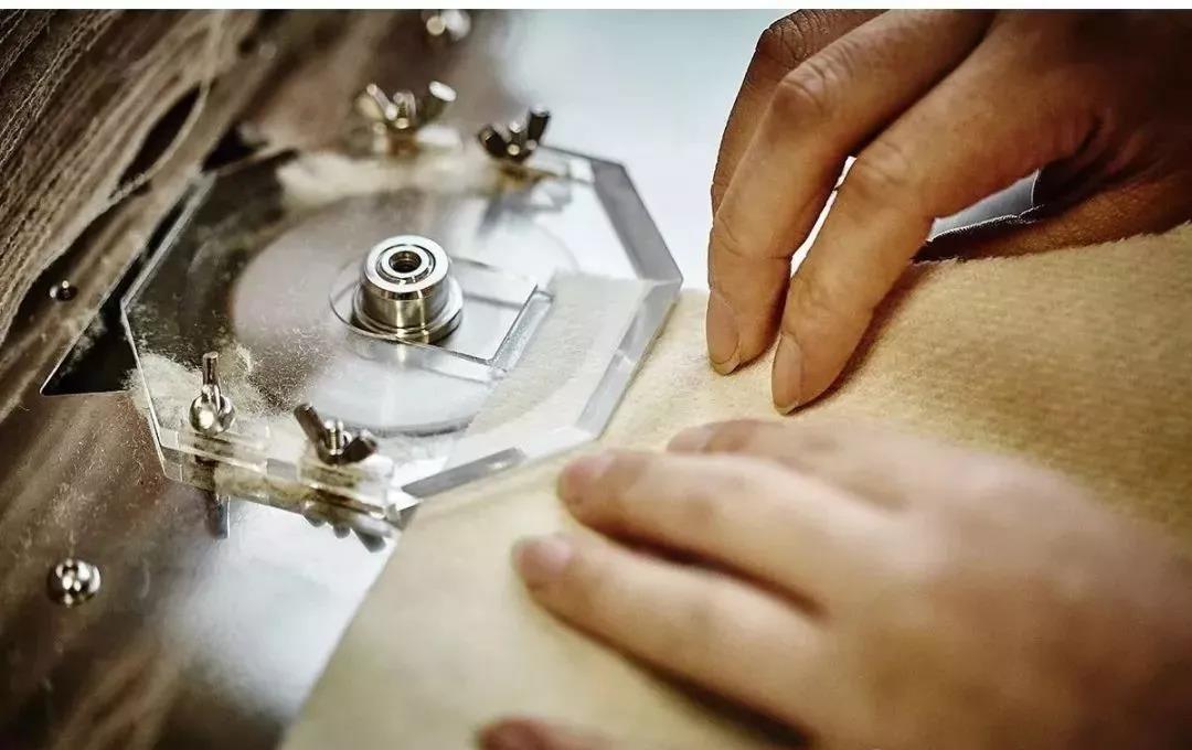 羊毛大衣如何穿搭更有气质,羊毛大衣怎么穿显高显瘦