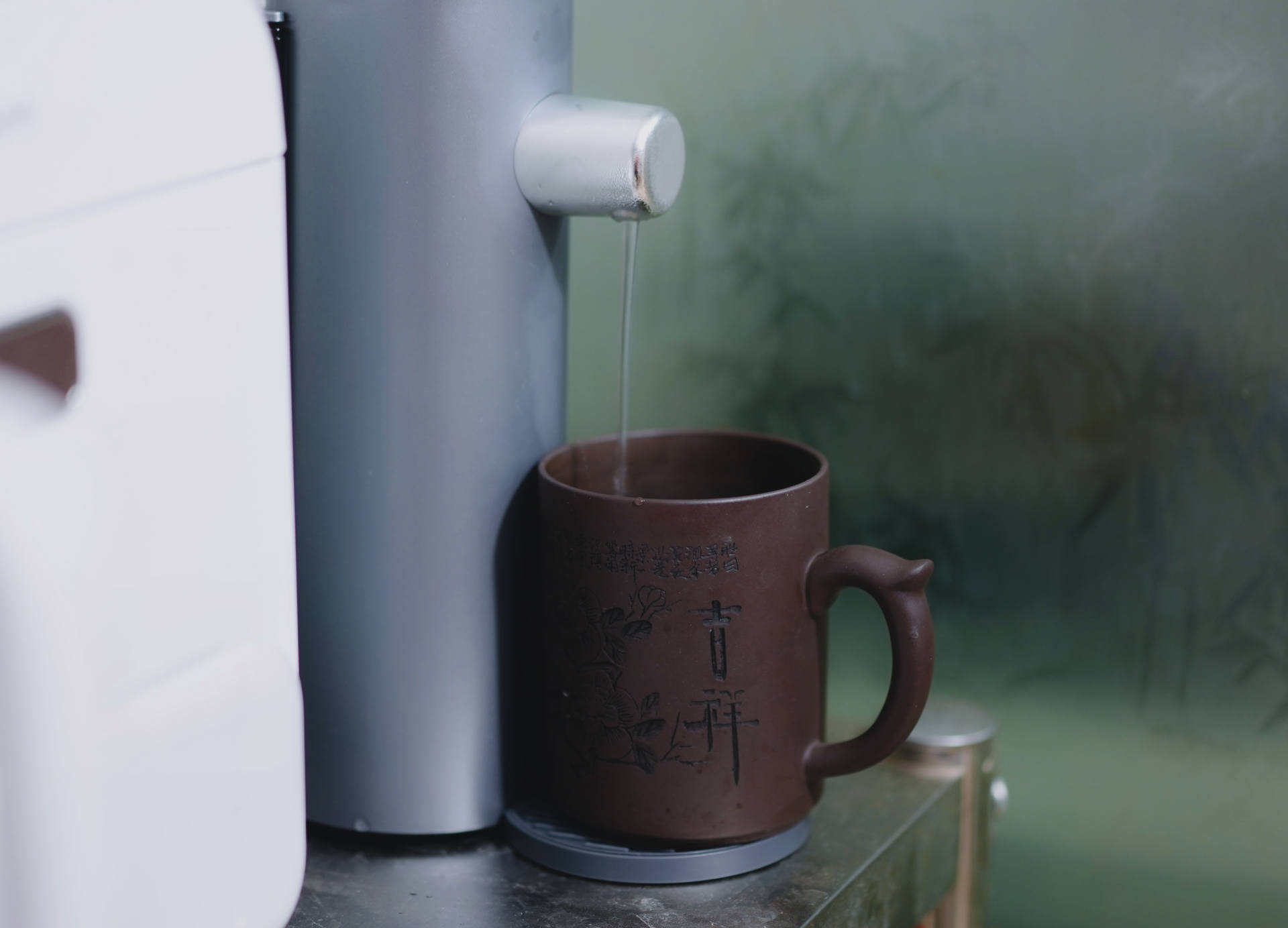 莱卡即热净饮热饮机,莱卡即热式饮水机只出热水