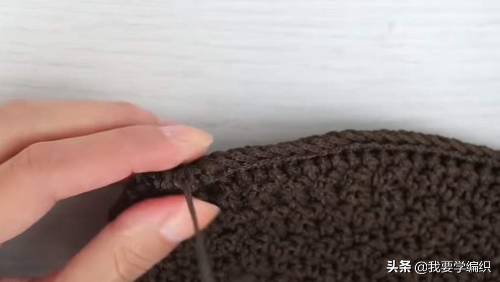 朋友说它比买的包更好看，高级感十足的环保皮草包，自己钩一个吧