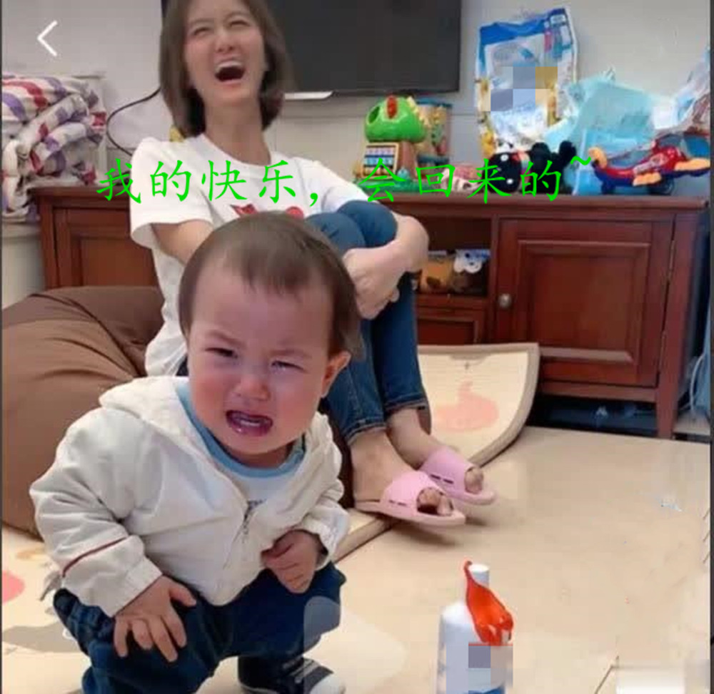 为什么宝宝更喜欢妈妈抱着他睡觉,小孩为什么喜欢粘着小姨