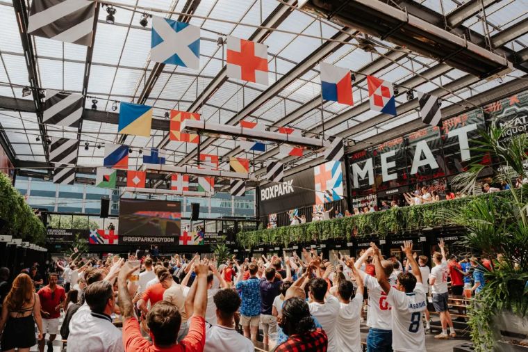 温布利球场周边游,足球圣地攻略