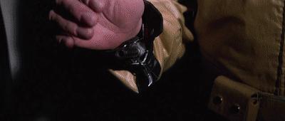 007大钢牙视频,007大钢牙咬死鲨鱼