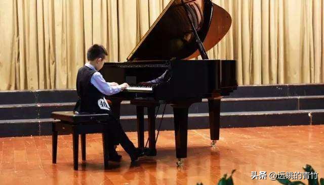 少林足球精彩片段观后感,观看少林足球的感言