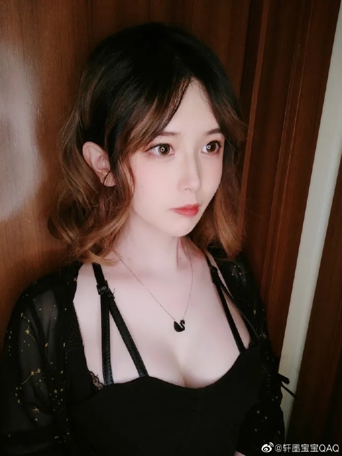 国服第一扳手轩墨宝宝怎样,国服第一扳手轩墨宝宝直播间