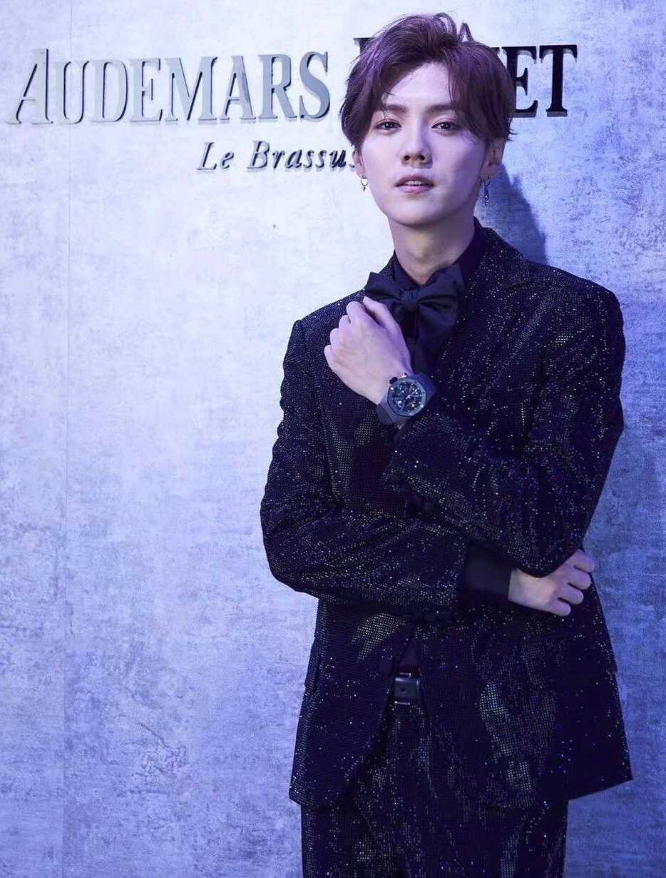 鹿晗4k超清壁纸全面屏,鹿晗壁纸ipad超清全屏