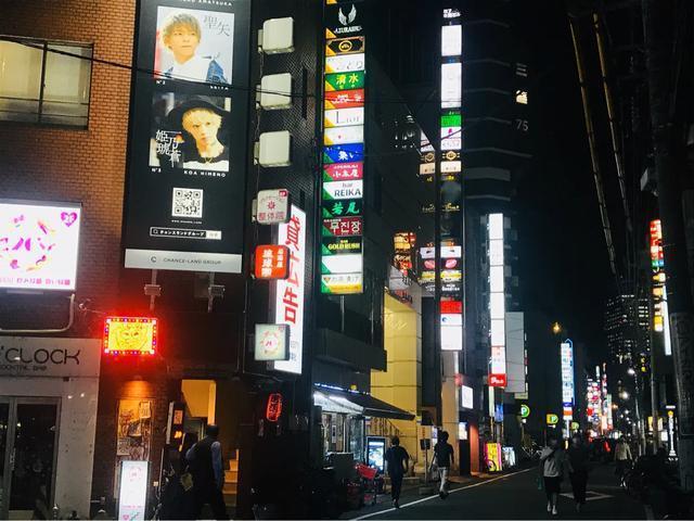 *灯区红**“歌舞伎町”