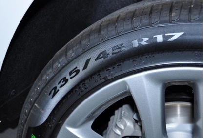 大轮毂改小轮毂合法吗,合法改装轮毂注意事项