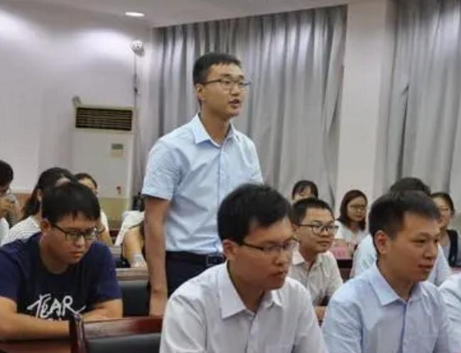 有种“铁饭碗”比公务员晋升还快，偏爱的大学公开，有你母校吗？