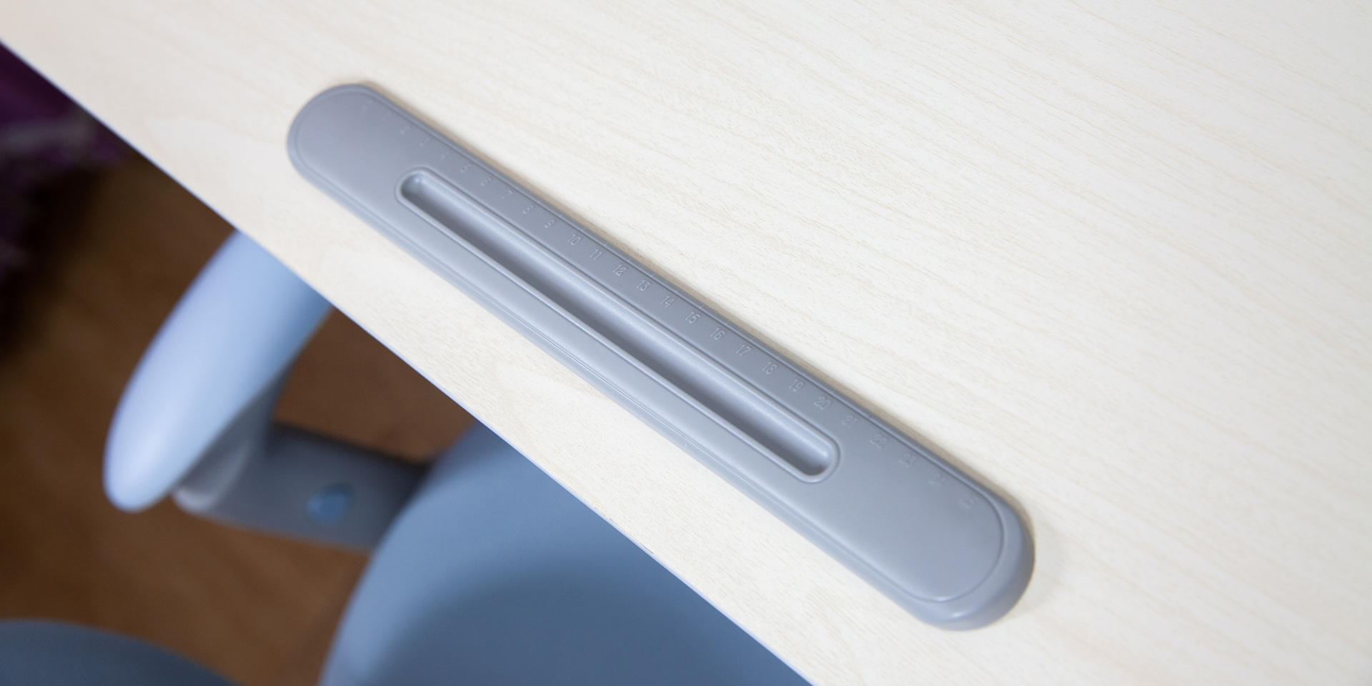 科贝森儿童学习桌和爱果乐,怎么买便宜又好用的儿童学习桌