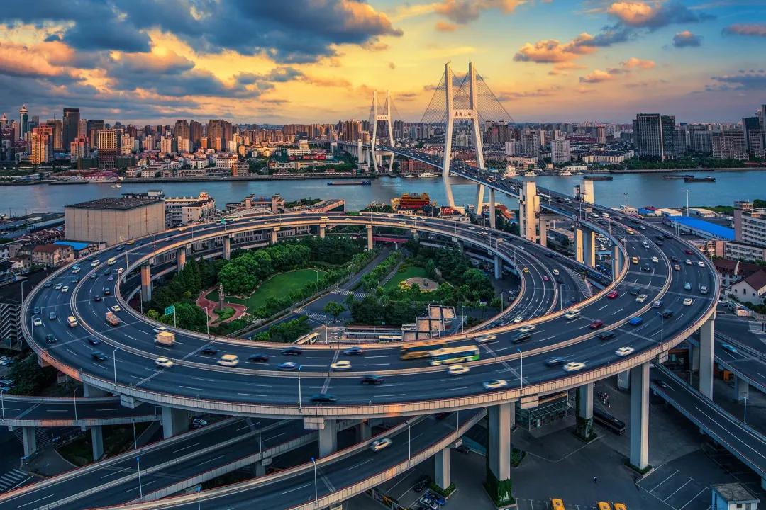 青岛旅游往返机票价格,青岛机票和住宿自由行