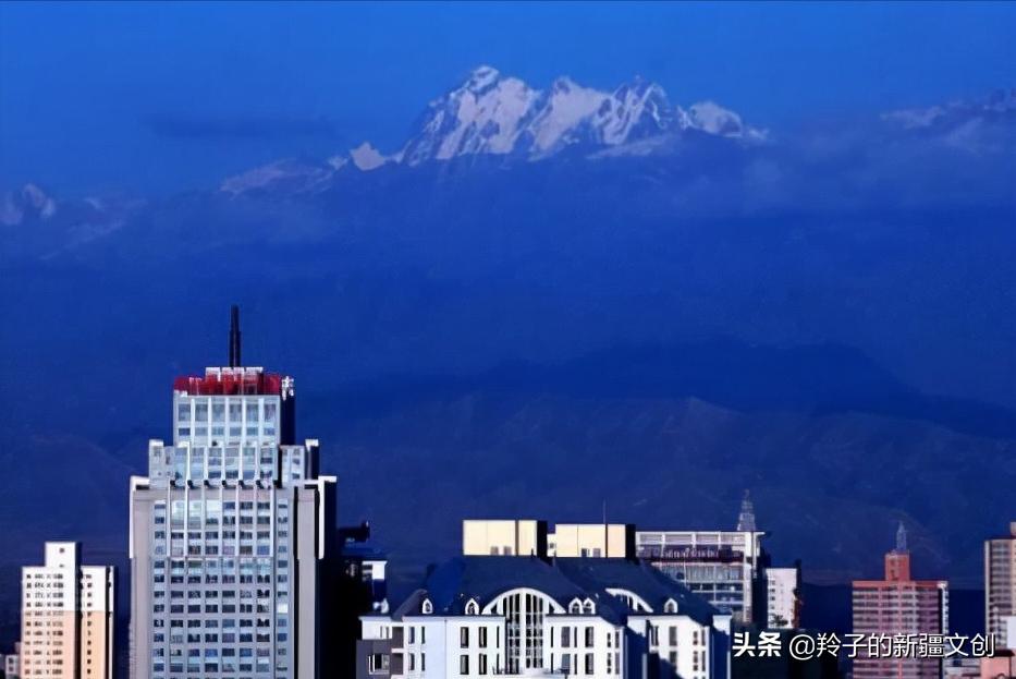 哈萨克族的保护神,博格达乌鲁木齐