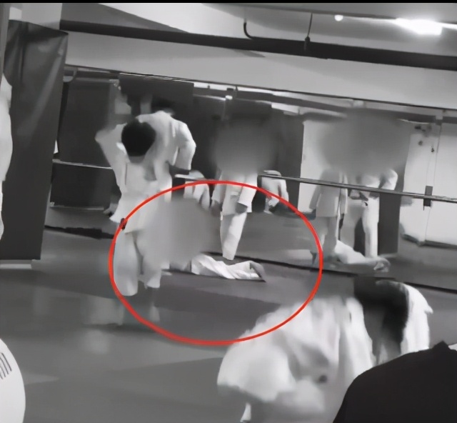 运动对儿童大脑有何影响,7岁男孩运动能力很差容易摔跤