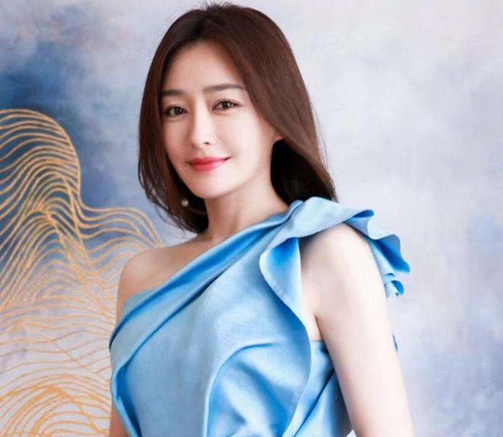 秦岚被骂,秦岚这些年经历了什么