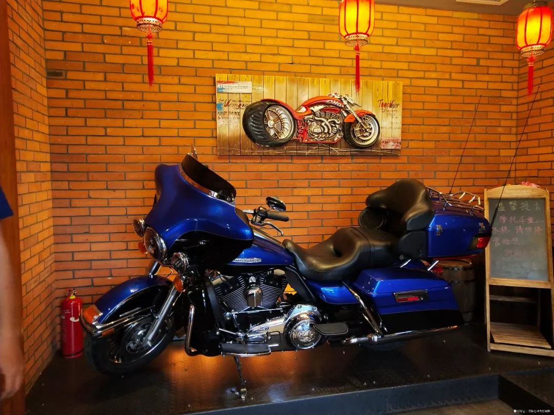 酒吧、超市展览馆这么Fashion的青城驿站,你还认为这只是厕所吗