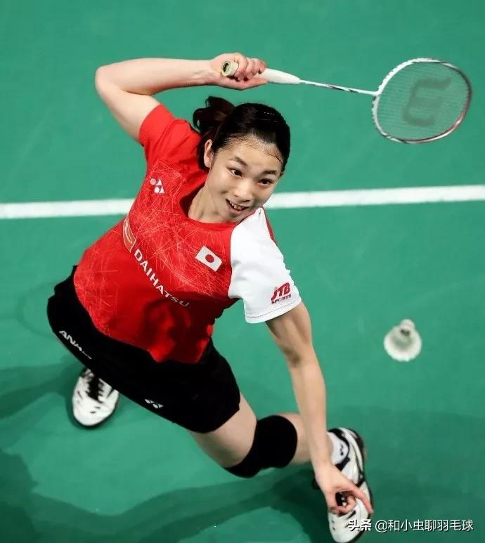 羽毛球高远球的规范动作视频,高远球关键点