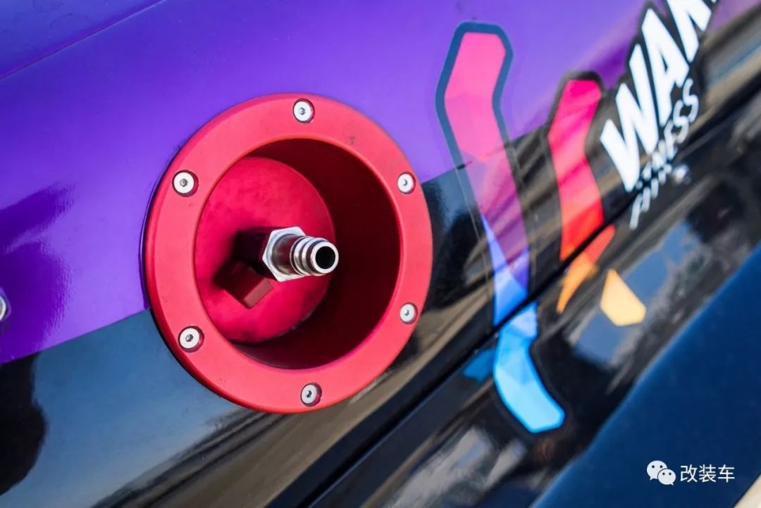 拳打法拉利脚踢迈凯伦evo,拳打法拉利脚踢迈凯伦的跑车