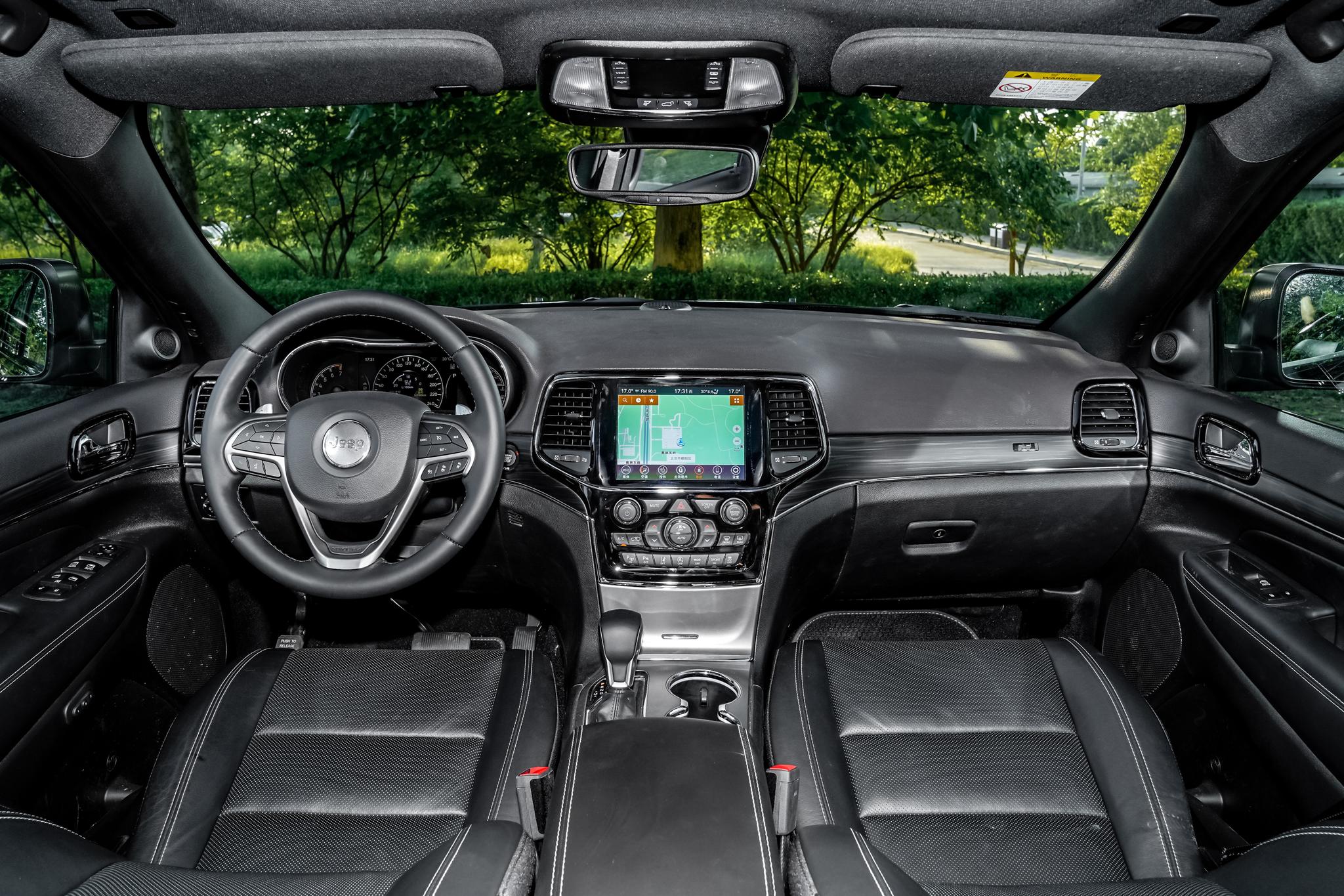 优惠20万jeep大切诺基值得入手吗,冷门七座越野车