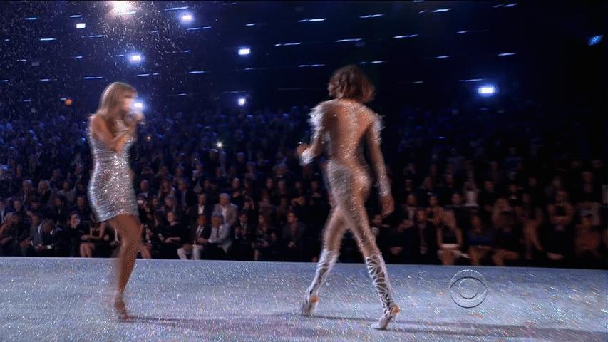 霉霉的维密秀现场,霉霉维密完整版trouble