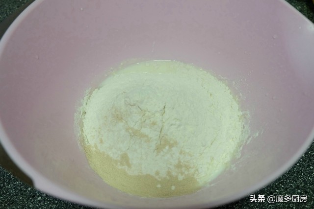 披萨零基础怎么做,披萨教你在家做比买的好吃