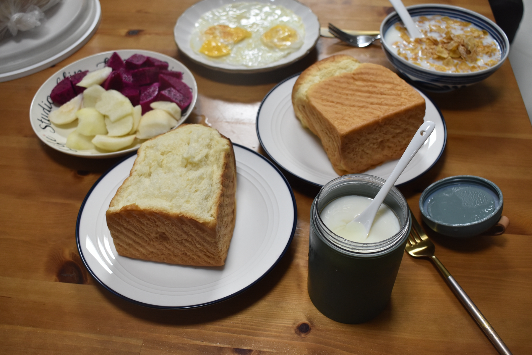 每天早上五点起床给家人做早餐,早起做早餐给孩子365天不重样