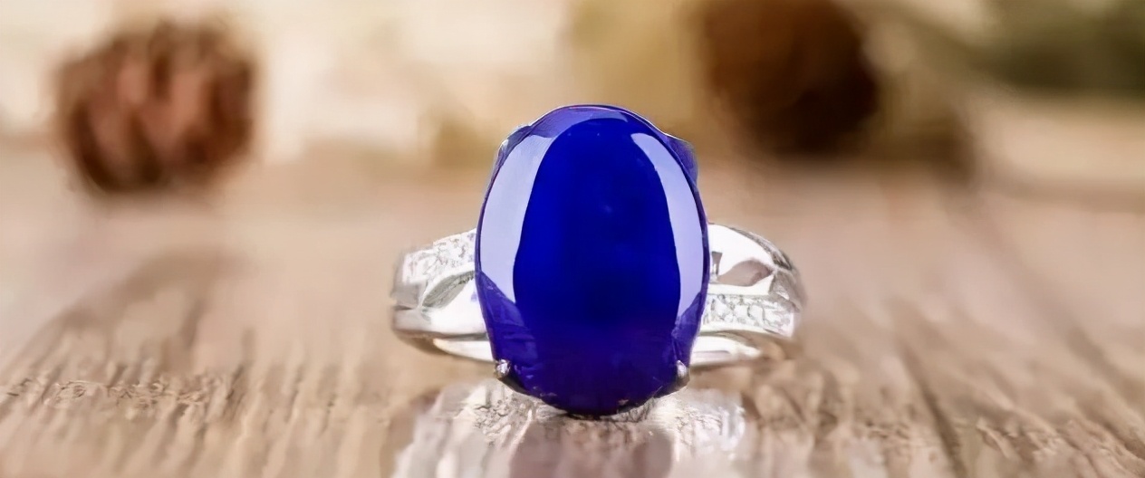 青金石珠链颜色如何搭配,青金石怎么搭才最洋气