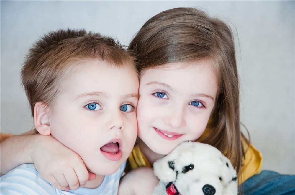 二胎时代全面来临，一个家怎么hold住两个娃？