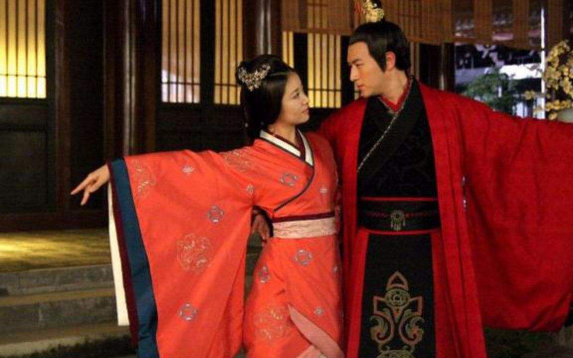 裤子起源于哪个国家,裤子发展史古人何时才穿上裤子