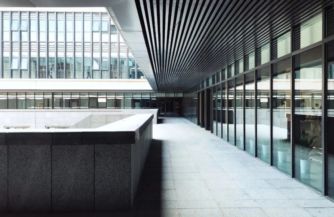 出品‖一轴承脉，山水相望--武汉大学第一教学楼