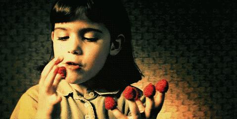 给女朋友道歉必备小零食,和女朋友吵架该做的都做了