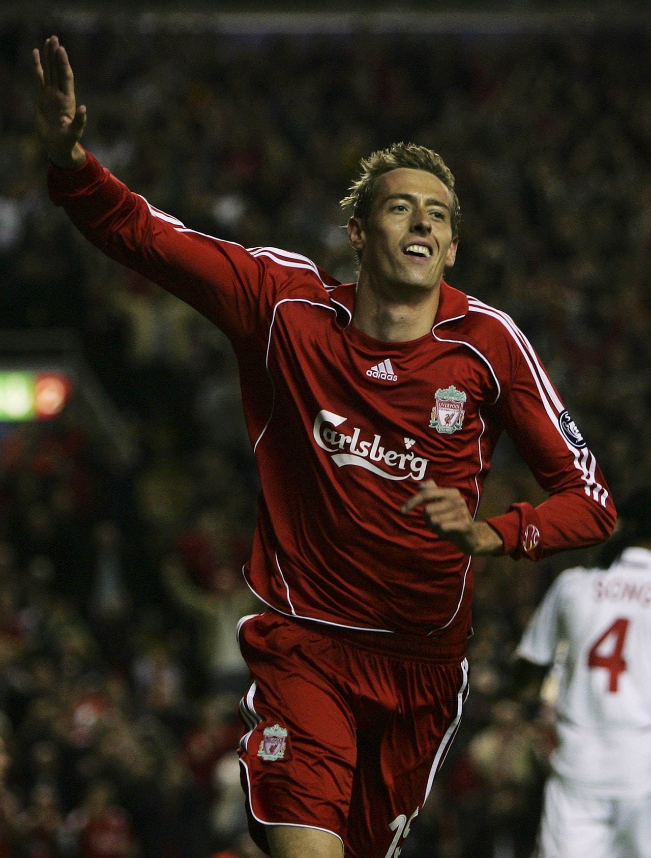 克劳奇的倒挂,英格兰前锋克劳奇进球倒挂