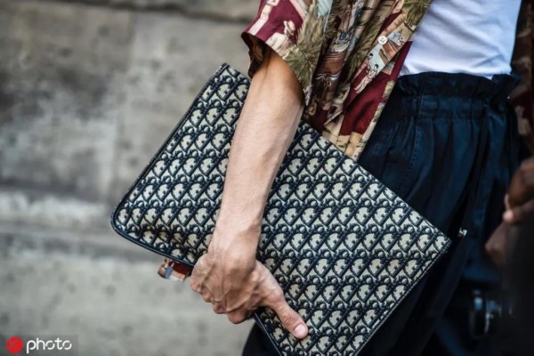 男生雄性荷尔蒙爆棚,雄性荷尔蒙爆表的男性