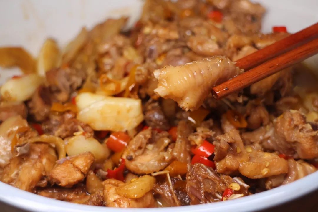 妈妈菜？“苗圃第一勺”钟姐把正宗的衡东私房菜带到华新开发区了