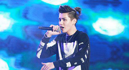 演技尬，唱功差，私德败坏的吴亦凡，你们到底喜欢他什么