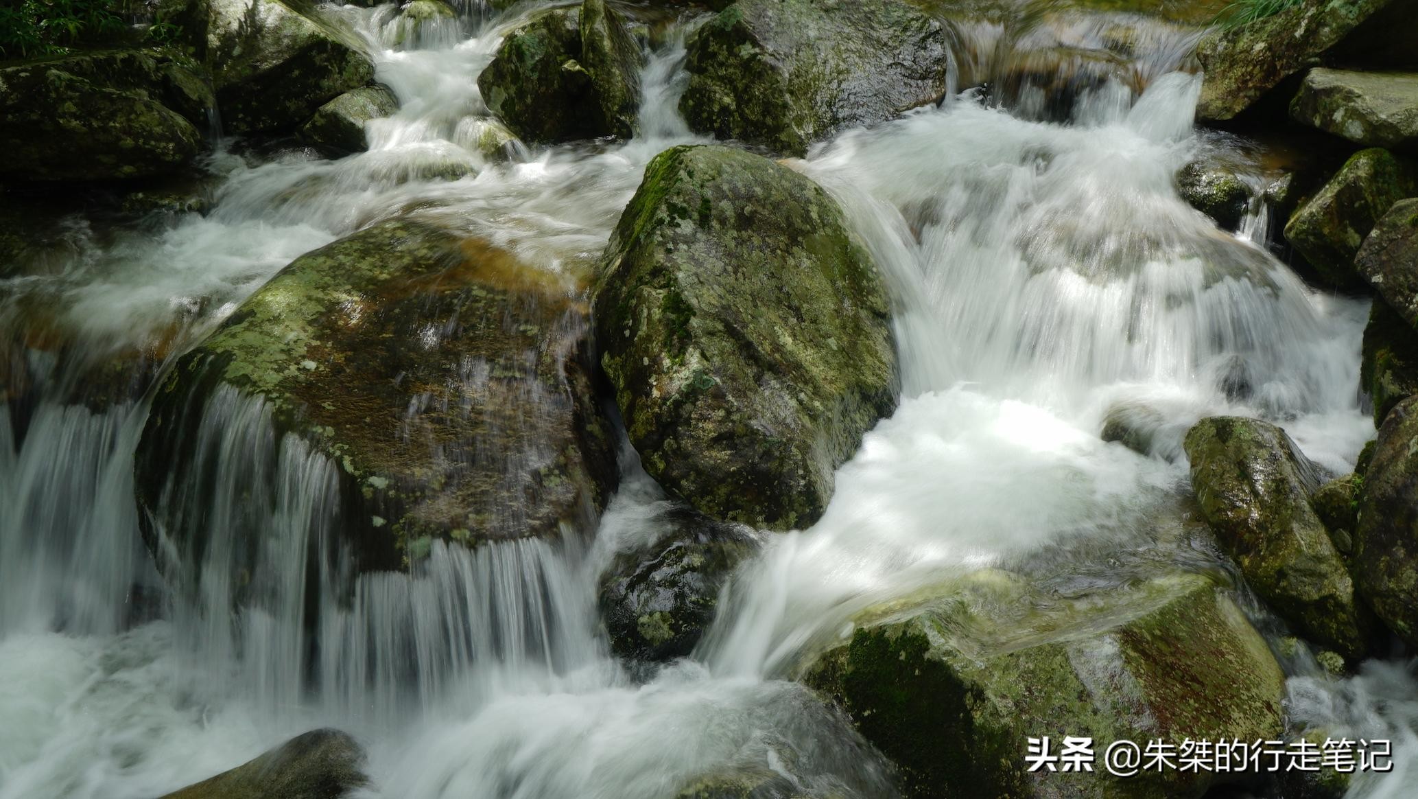 大别山里天堂寨风光秀丽,巍峨壮丽的大别山