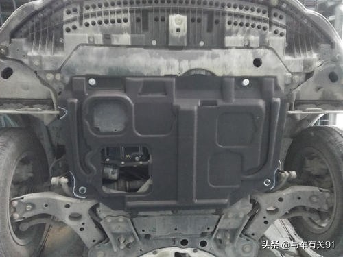 新车底盘装甲跟护板有必要装吗,底盘装甲和发动机护板有必要装么