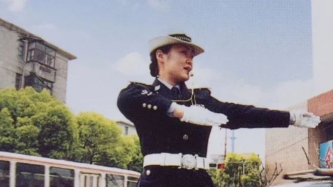 20年的交警,20年警花