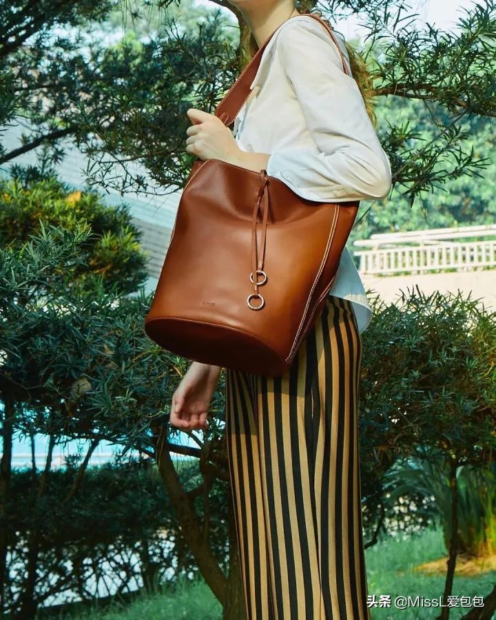 100元左右最好看的小众包,100元又上档次又不贵又小众的包