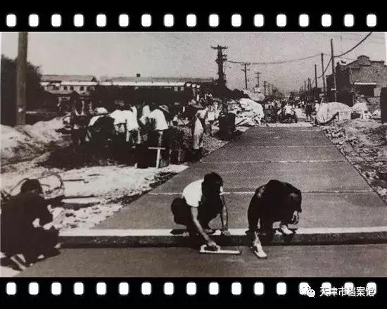 天津卫津路老照片,1998年天津卫津路街景