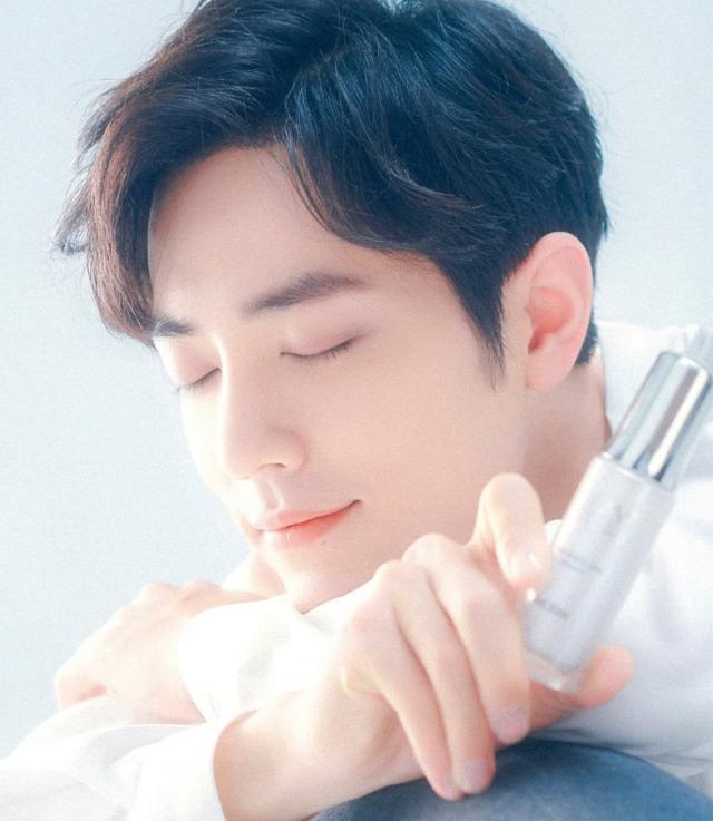 olay空气霜是超红瓶还是大红瓶,olay经典大红瓶和空气霜