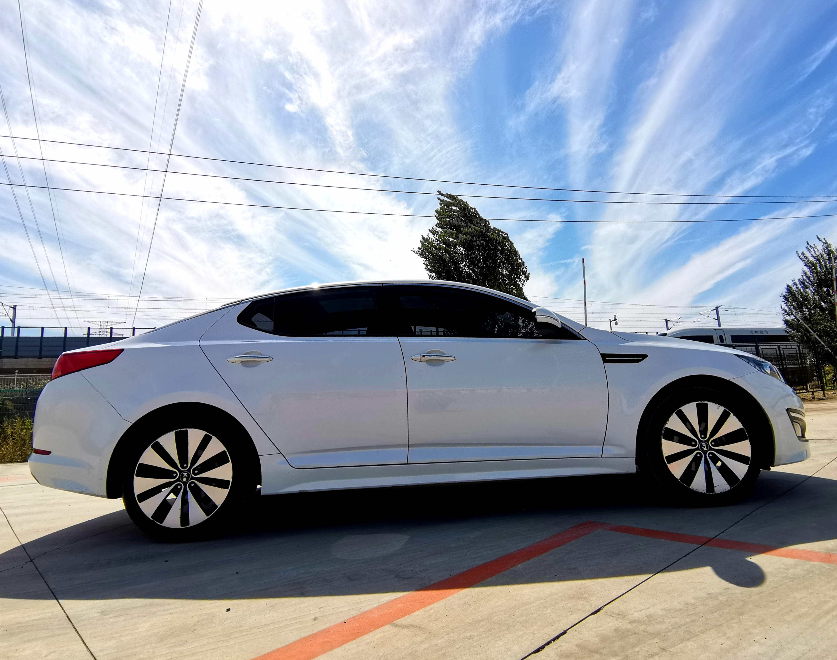 难复曾经的辉煌,韩系起亚k5高配落地价多少钱