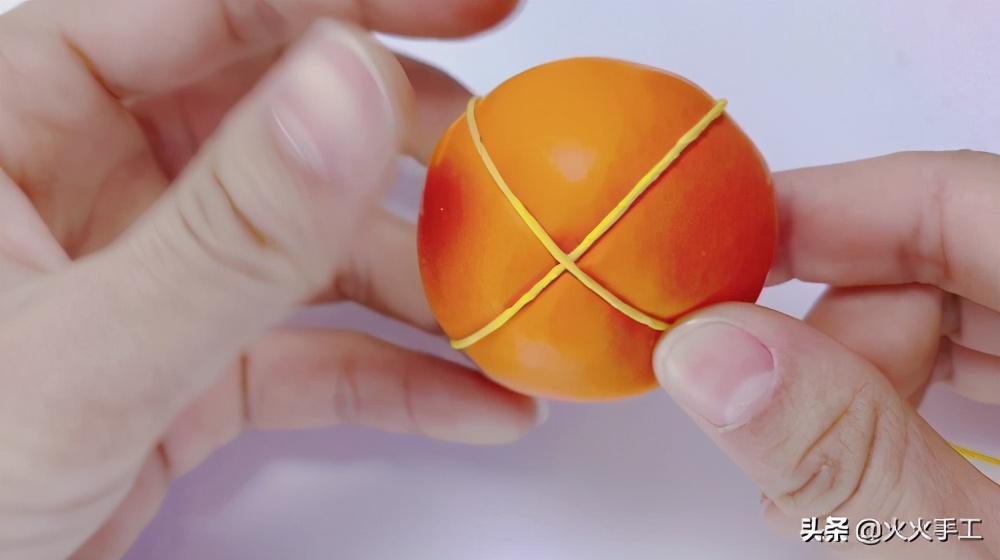 创意气球手工简单做法,长气球做南瓜造型