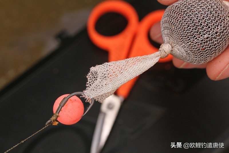 老外钓鱼打窝,老外打窝钓鱼视频大全