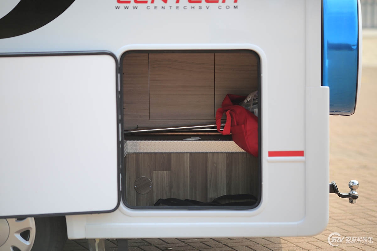 中天房车新季风畅游款,最新版的大通t型房车价格