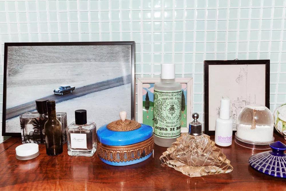 不会画墙面,不会挂画才说挂画没用