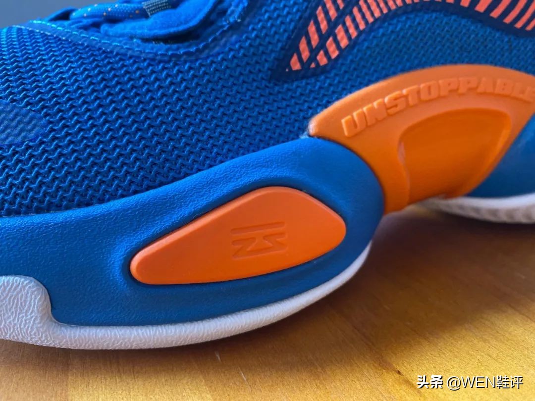 李宁空袭6有碳板吗,李宁空袭6精英和标准区别