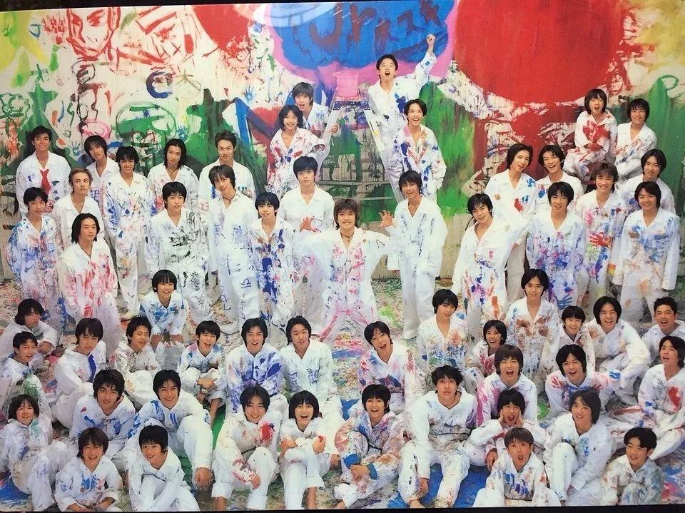 J家派系斗争结束，山下智久生田斗真晒合照表亲密